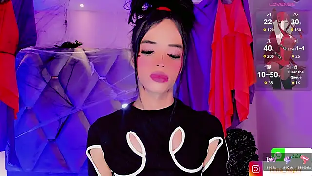 Snapshot of Nina_Keyli chatting on October 26, 8:26 pm Nina Keyli online show from October 26, 8:26 pm