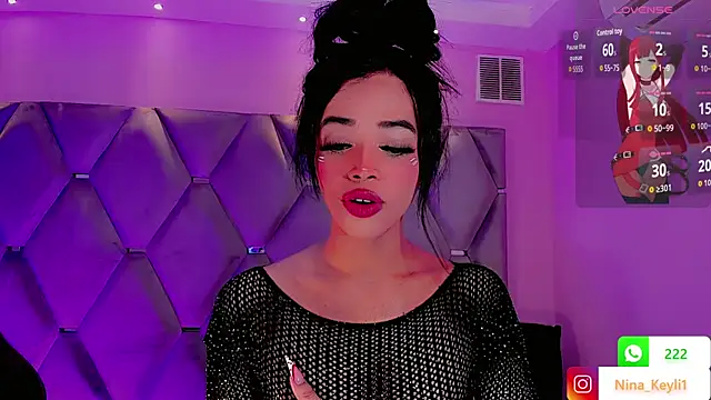 Snapshot of Nina_Keyli chatting on September 30, 7:52 pm Nina Keyli online show from September 30, 7:52 pm