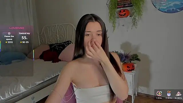 Betty Dafoe online show from November 2, 3:54 am