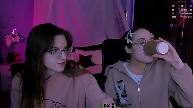 mona cloud online show from April 20, 9:18 pm