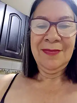 Snapshot of victoria_wayne chatting on October 15, 10:18 am victoria wayne online show from October 15, 10:18 am