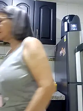 victoria wayne online show from January 10, 10:53 am