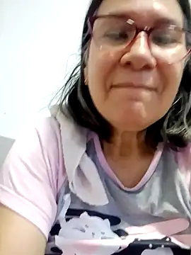 Snapshot of victoria_wayne chatting on October 26, 10:54 am victoria wayne online show from October 26, 10:54 am