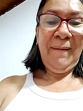 Snapshot of victoria_wayne chatting on October 16, 10:40 am victoria wayne online show from October 16, 10:40 am