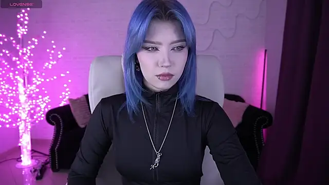 SelenaIris online show from February 10, 7:00 am