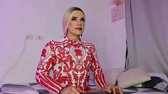 Snapshot of isahilton1 chatting on October 15, 10:23 pm isahilton1 online show from October 15, 10:23 pm