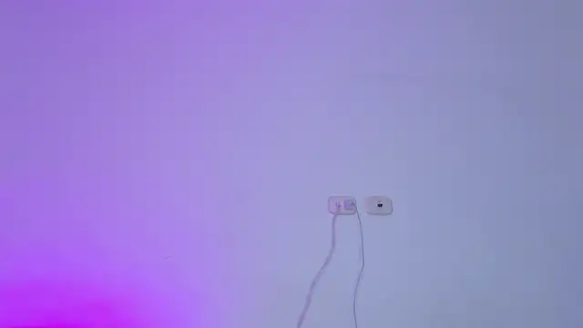 Snapshot of isahilton1 chatting on October 16, 10:23 pm isahilton1 online show from October 16, 10:23 pm