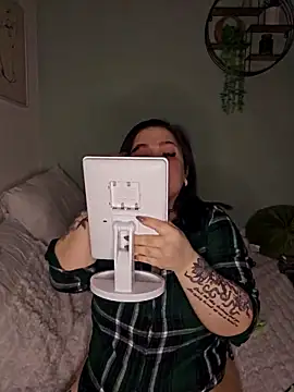 Saucy-Serenity online show from February 22, 8:43 pm