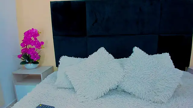 MaddyCrofft online show from October 11, 12:08 pm