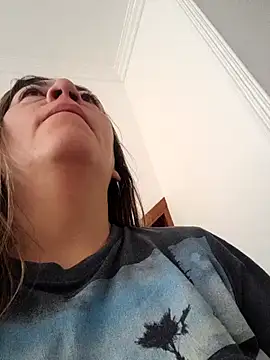 Snapshot of Luna-nevada chatting on September 23, 2:37 pm Luna-nevada online show from September 23, 2:37 pm