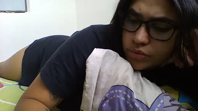 Harris Annie online show from October 3, 7:52 pm