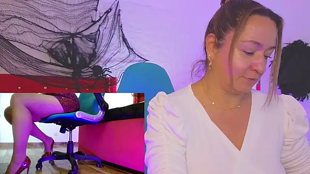 weet Evans    online show from October 31, 6:15 am