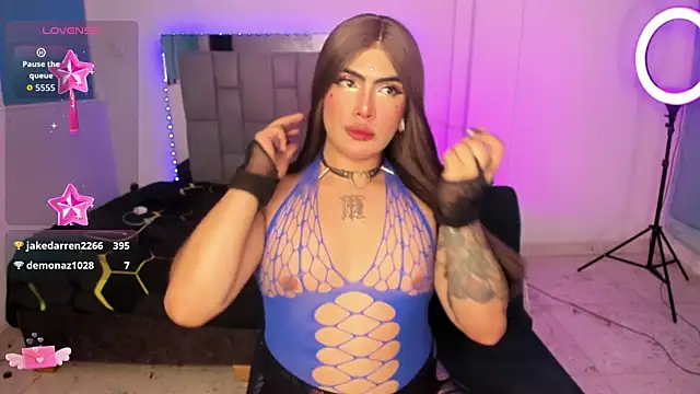 Sophie whitexxx online show from May 28, 10:51 pm