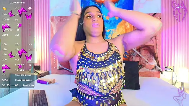 Snapshot of goldilockss15 chatting on October 15, 4:04 am goldilockss15 online show from October 15, 4:04 am