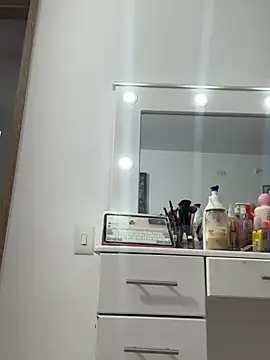 AlesiaCooper online show from February 4, 12:57 am