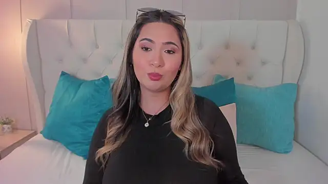 megan jonesss online show from October 8, 10:25 pm