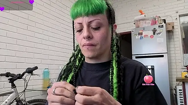 Snapshot of freyaa_sorcerees chatting on September 29, 8:03 pm freyaa sorcerees online show from September 29, 8:03 pm