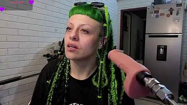 Snapshot of freyaa_sorcerees chatting on October 12, 1:19 am freyaa sorcerees online show from October 12, 1:19 am