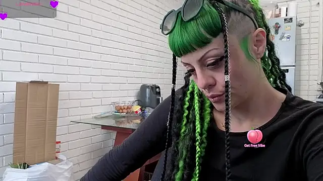 Snapshot of freyaa_sorcerees chatting on September 8, 7:35 pm freyaa sorcerees online show from September 8, 7:35 pm