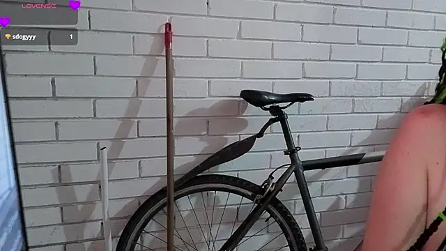 Snapshot of freyaa_sorcerees chatting on October 13, 1:30 am freyaa sorcerees online show from October 13, 1:30 am