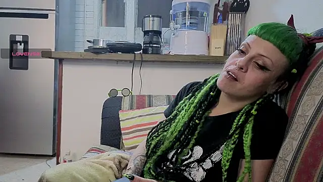 Snapshot of freyaa_sorcerees chatting on October 20, 2:47 am freyaa sorcerees online show from October 20, 2:47 am