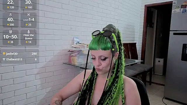 Snapshot of freyaa_sorcerees chatting on October 27, 4:19 am freyaa sorcerees online show from October 27, 4:19 am