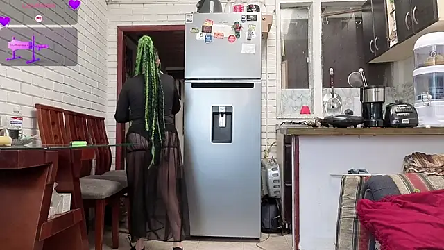 Snapshot of freyaa_sorcerees chatting on October 9, 5:39 pm freyaa sorcerees online show from October 9, 5:39 pm