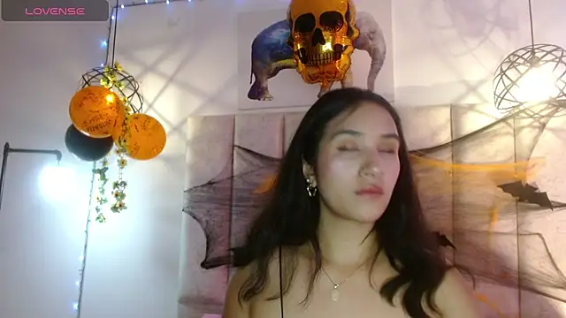 violettsuncs online show from October 19, 2:30 pm