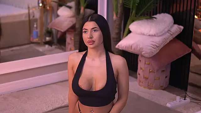 TanyaVonDe online show from March 16, 5:50 pm