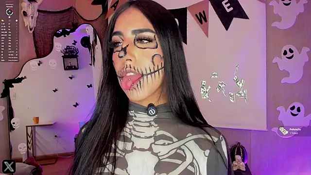 Snapshot of Kendramillerr_1 chatting on October 20, 3:42 am Kendramillerr 1 online show from October 20, 3:42 am