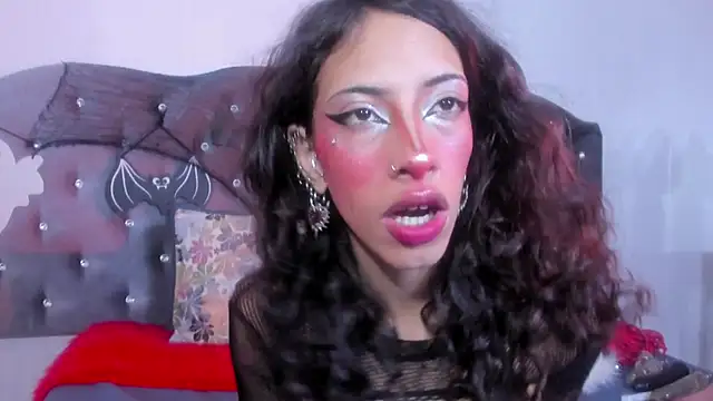 Lia Valmont online show from October 23, 12:55 pm