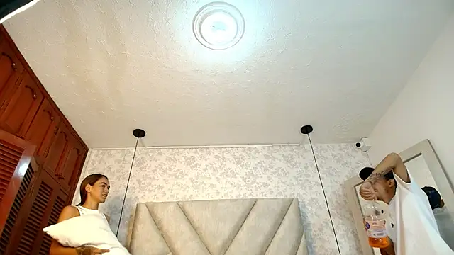 Snapshot of AmbarRaj chatting on October 2, 12:32 pm AmbarRaj online show from October 2, 12:32 pm