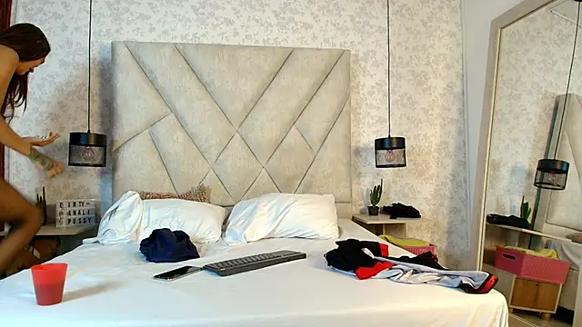 Snapshot of AmbarRaj chatting on October 6, 11:27 am AmbarRaj online show from October 6, 11:27 am