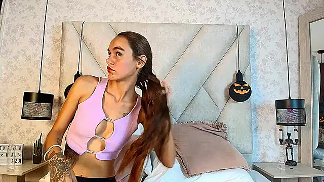 Snapshot of AmbarRaj chatting on October 25, 11:40 am AmbarRaj online show from October 25, 11:40 am