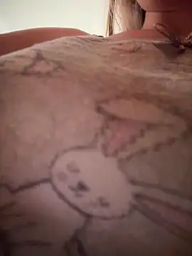 VictoriaGerard Pink online show from November 17, 3:24 pm