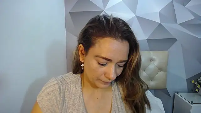 Snapshot of Milf-Prettyboobs chatting on October 29, 6:32 pm Milf-Prettyboobs online show from October 29, 6:32 pm