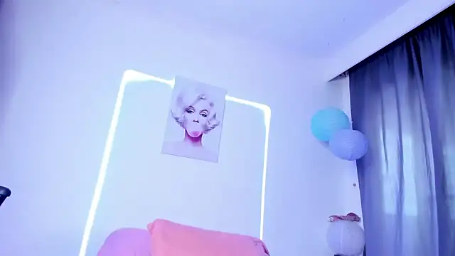 sweet cinamon online show from October 8, 4:55 pm