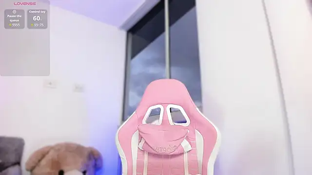 Saammy 19 online show from December 3, 10:50 am