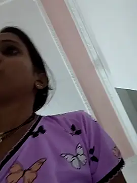 Snapshot of Hotty-Nidhi chatting on September 27, 12:12 pm Hotty-Nidhi online show from September 27, 12:12 pm