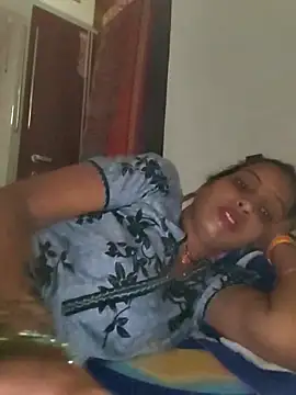 Snapshot of Hotty-Nidhi chatting on October 24, 9:05 am Hotty-Nidhi online show from October 24, 9:05 am