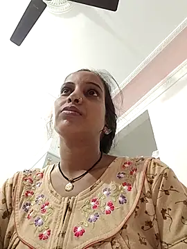 Snapshot of Hotty-Nidhi chatting on October 19, 3:19 am Hotty-Nidhi online show from October 19, 3:19 am