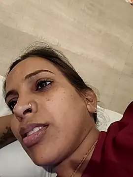 Hotty-Nidhi online show from May 24, 6:18 pm