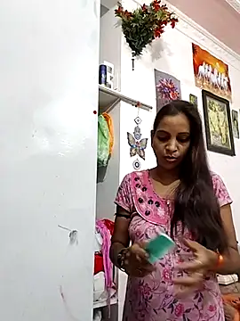 Hotty-Nidhi online show from July 8, 3:42 am