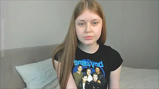 Snapshot of YamatoBrodsky chatting on October 23, 5:52 pm YamatoBrodsky online show from October 23, 5:52 pm