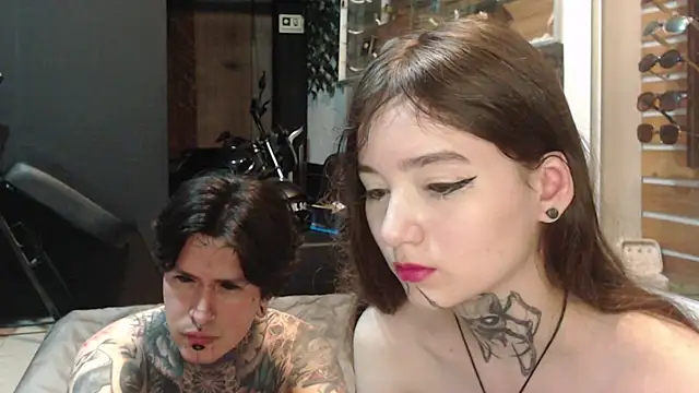 Alucard-Carmila online show from October 23, 3:23 am