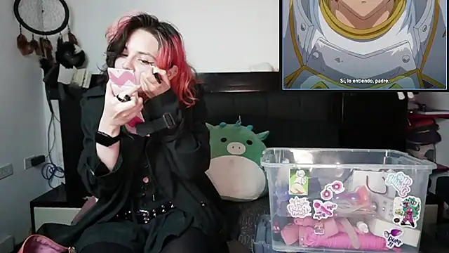 Snapshot of Devil_And_Princess chatting on October 13, 1:30 am Devil And Princess online show from October 13, 1:30 am