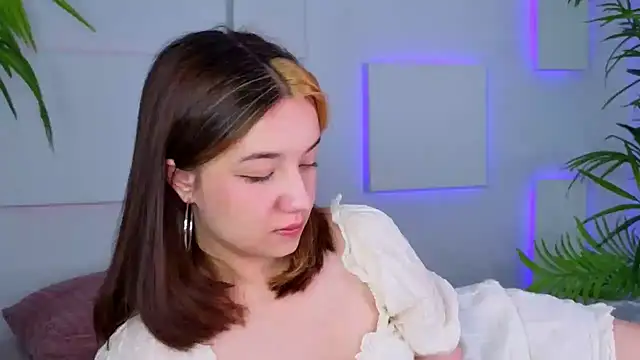 Snapshot of Gia_Riccardo chatting on September 22, 8:35 am Gia Riccardo online show from September 22, 8:35 am