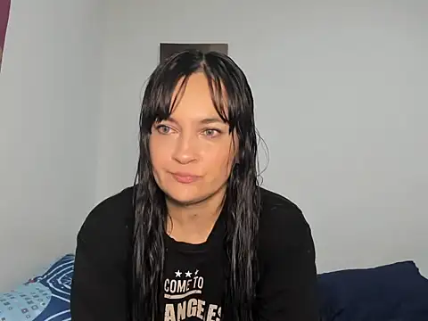 Snapshot of megan_milf79 chatting on October 24, 2:46 pm megan milf79 online show from October 24, 2:46 pm