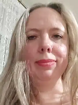 Irina3718 online show from November 6, 4:35 pm