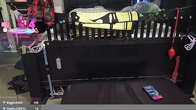 KinkyBratandDaddy online show from October 6, 3:12 am